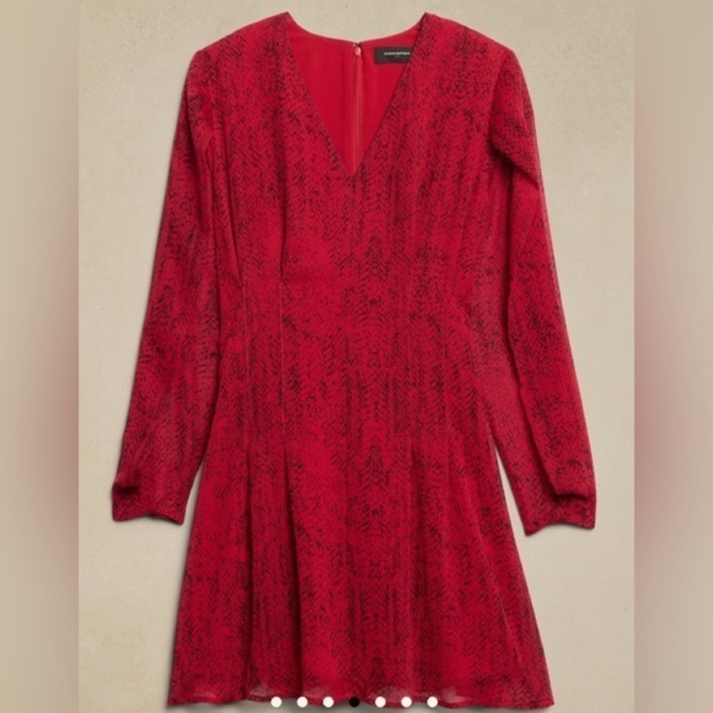 BANANA REPUBLIC GEORGETTE MINI DRESS